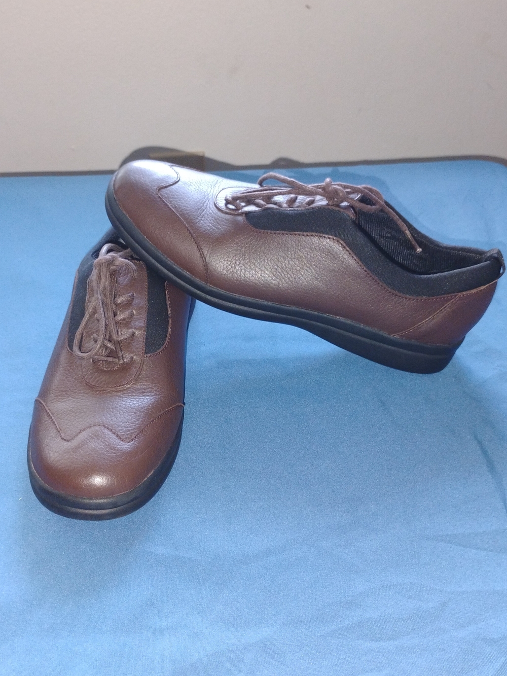 Duckhead Lace Up Shoes Wm Sz 9.5M Brown Faux Leather Cushioned #189202 EUC